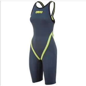 Arena power flex knee skin